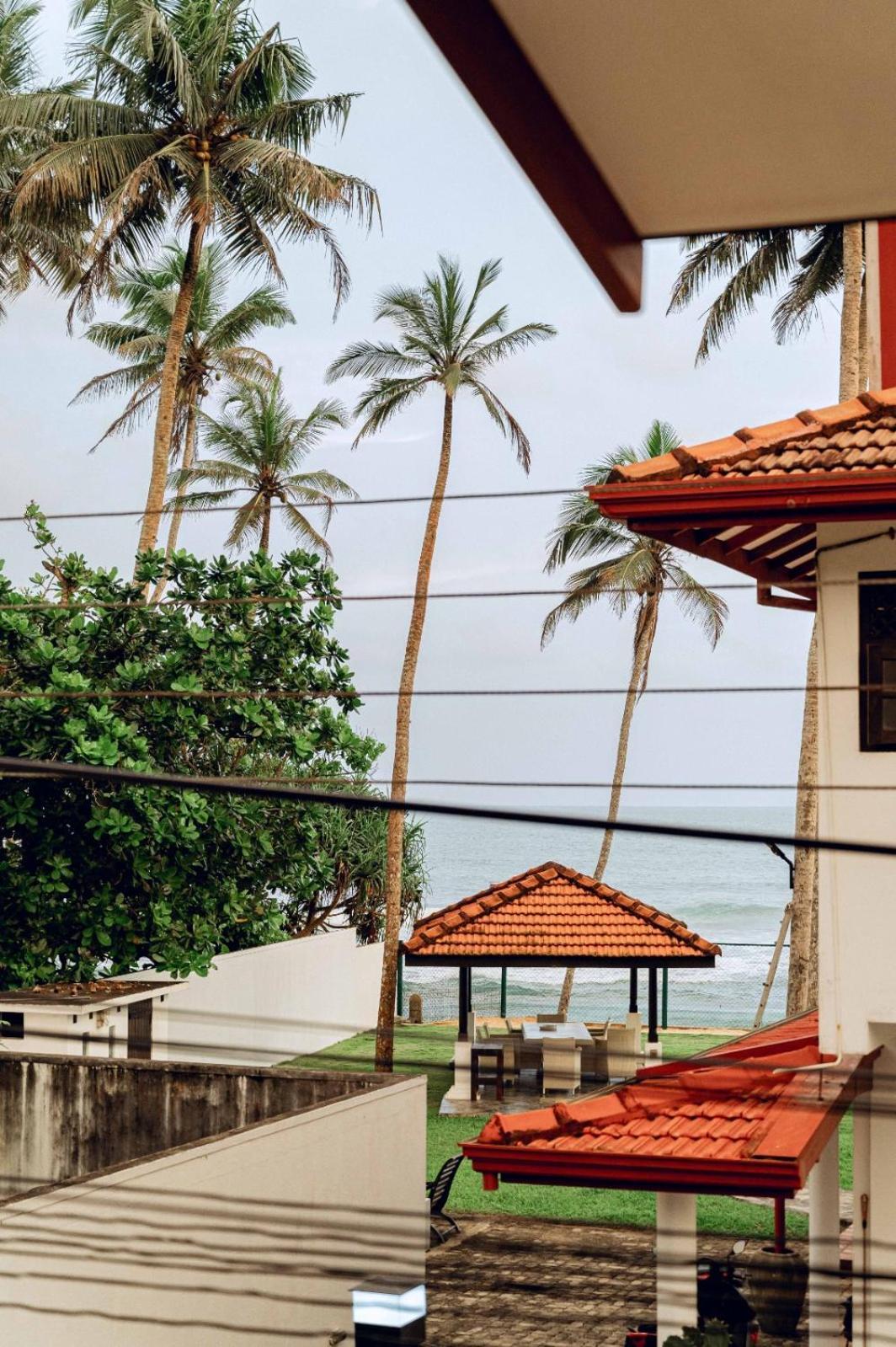 Cosynsurf Bed and Breakfast Matara Exteriör bild